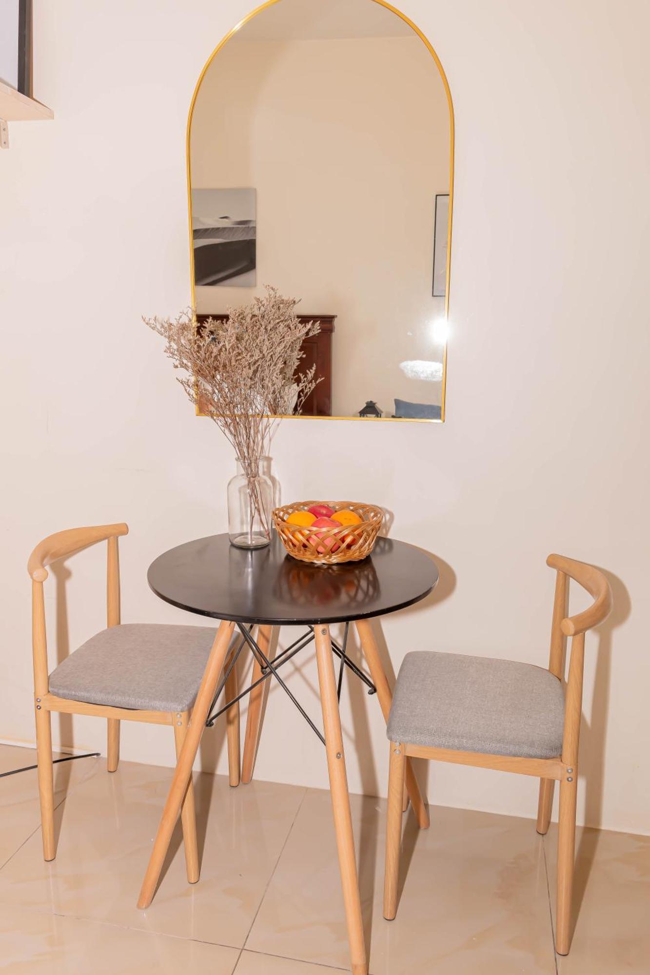 Amora Suites At The Beacon Makati Manila Room photo